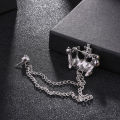 Korean British Style Crown Bird Brooch Pin for Men with Tassel Chain, Gold and Silver, Zinc Alloy, Fashion Accessory.