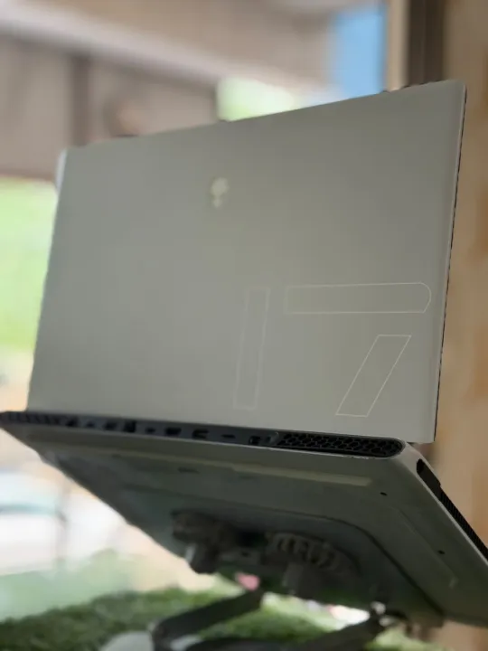 DELL%20GAMING%20ALIENWARE%20X17%20R2%20%7C%20i7-12700H%20%7C%20RTX%203070%20Ti%208GB%20%7C%2016GB%20RAM%20%7C%20512GB%20NVMe%20SSD%20%7C%2017"%20FHD%20360Hz%20%7C%20RGB%20Mechanical%20Keyboard%20%7C%20High-End%20Gaming,%20Editing,%20Design%20&%20Professional%20Work%20-%20Image%206