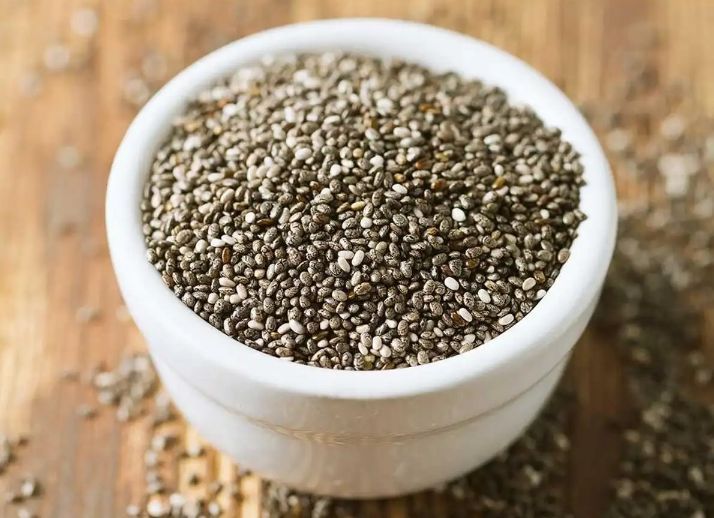 Chia Seeds (1000 gm / 1 kg) / chia seeds organic / Chia Seed Ideal for weight loss / Chia Seeds Immune System Booster / Full of minerals / Boost Energy and Metabolism / Original Chia Seeds
