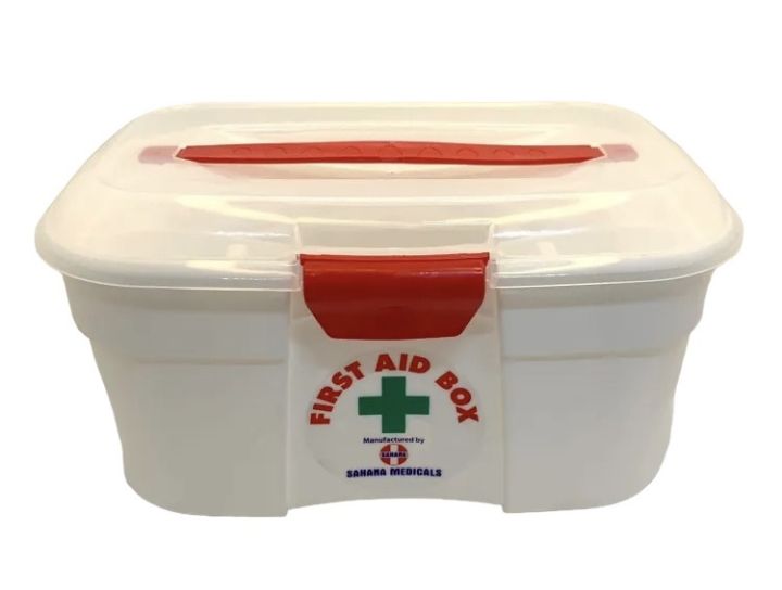 First aid box with handle