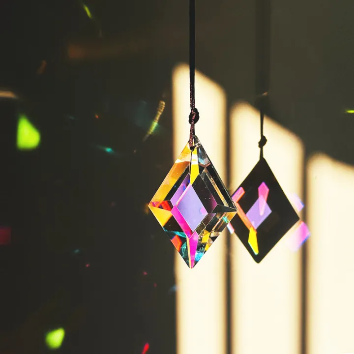 2%20pcs%20Diamond%20Shaped%20Crystal%20Light%20Catching%20Prisms,%20Rainbow%20Maker%20for%20Window,%20Balcony,%20Kitchen,%20Garden%20Decoration%20-%20Image%203