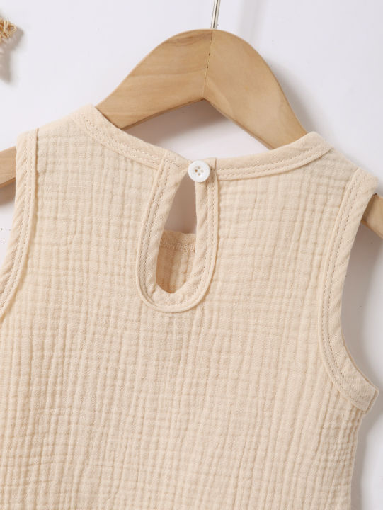 Baby%20Boy%20Fashionable%20Casual%20Summer%20Top%20And%20Shorts%20Set%20In%20Textured%20Fabric%20With%20Pockets%20-%20Image%205