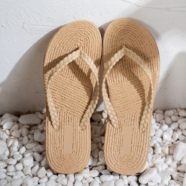 Women's%20Summer%20Beach%20Vacation%20Round-Toe%20Comfortable%20Open-Toe%20Waterproof%20Non-Slip%20Flat%20Flip-Flops,%20Casual%20Home-Style%20Flip-Flops%20-%20Image%205
