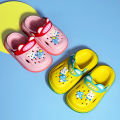 Summer Children's Clogs With Fun Charms Boys And Girls Lightweight Garden Shoes Beach Slippers Suitable For Indoor And Outdoor.