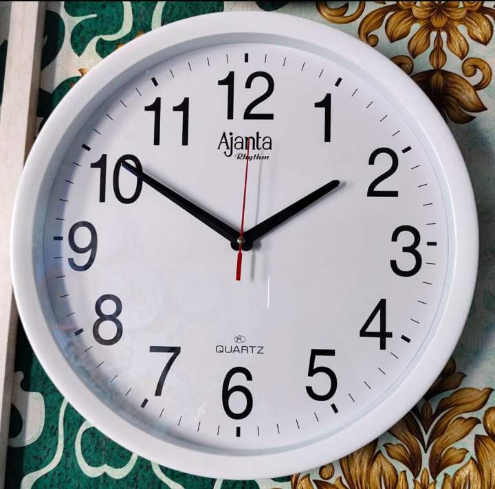 Ajanta%20wall%20clock%20beautiful%20stylish%20round%20shape%20wall%20clock%20-%20Image%203