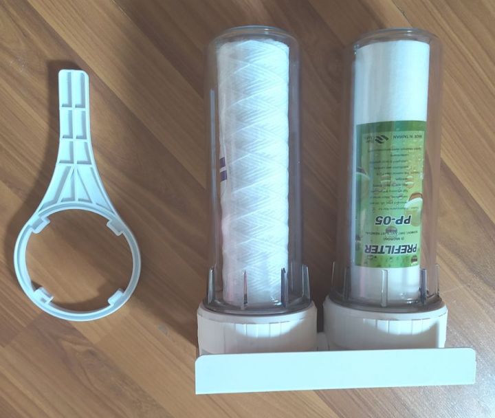 Water%20purification%20filter%20and%20housing%20-%20Image%205