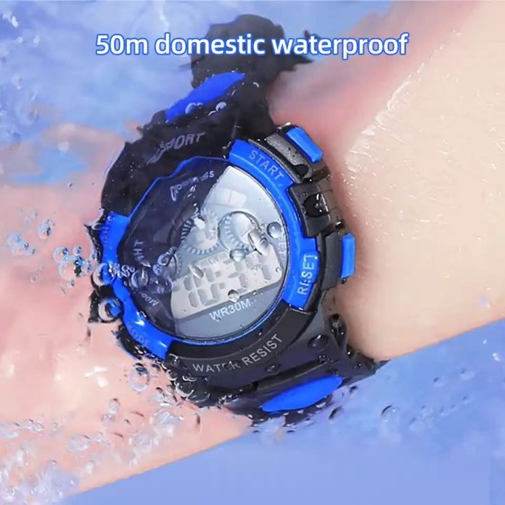 Children's%20electronic%20watches%20luminous%20dial%20waterproof%20multi-function%20alarm%20clocks%20LED%20Digital%20wrist%20watch%20for%20boys%20and%20girls%20-%20Image%204