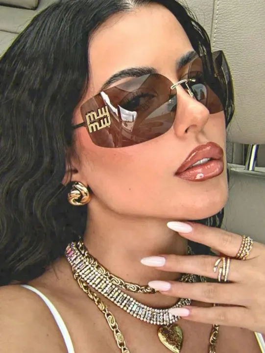 Retro%20Square%20Fashion%20Glasses%20Unisex%20Frameless%201%20Pair%20Large%20Lens%20Multifunctional%20Beach%20Vacation%20Travel%20Accessory%20Stylish%20Eyewear%20-%20Image%206