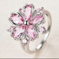 A beautiful Rings for beautiful hands. Size available in 16 and 17 number fingers.. 