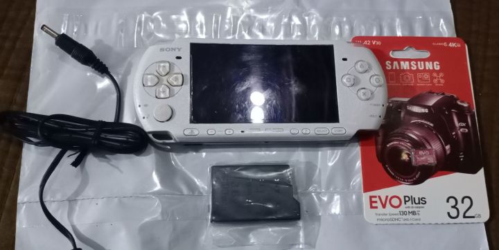 SONY PSP 3000 REFURBISH WITH 55 GAMES Free