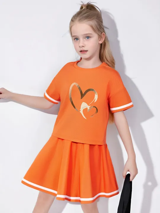 Summer%20girls'%20sporty%20style%20two-piece%20set%20with%20heart%20cartoon%20pattern%20print,%20pleated%20short%20skirt%20and%20short-sleeved%20T-shirt%20-%20Image%207