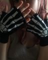 New Punk Gloves Unisex Halloween Skeleton Skull Half Finger Gloves Glow In The Dark Fingerless Stretch Knitted Winter Mittens.
