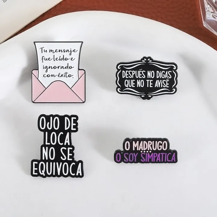 Ojo%20de%20Loca%20No%20Se%20Equivoca%20Enamel%20Pin%20Funny%20Humorous%20Spanish%20Quote%20Metal%20Brooch%20Lapel%20Badge%20Jewelry%20%20For%20Friends%20%EF%BB%BF%20-%20Image%204