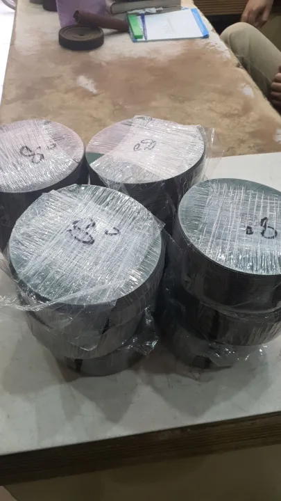 Abrasive%20cloth%20roll,%20sheets,%20backing%20pad,%20discs%20-%20Image%209