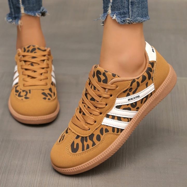 Women%20Sneakers%202025%20Spring%20New%20Luxury%20Flat%20Loafers%20Comfortable%20Slip%20on%20Soft%20Female%20Sneakers%20Lightweight%20Outdoor%20Shoes%20for%20Women%20-%20Image%202