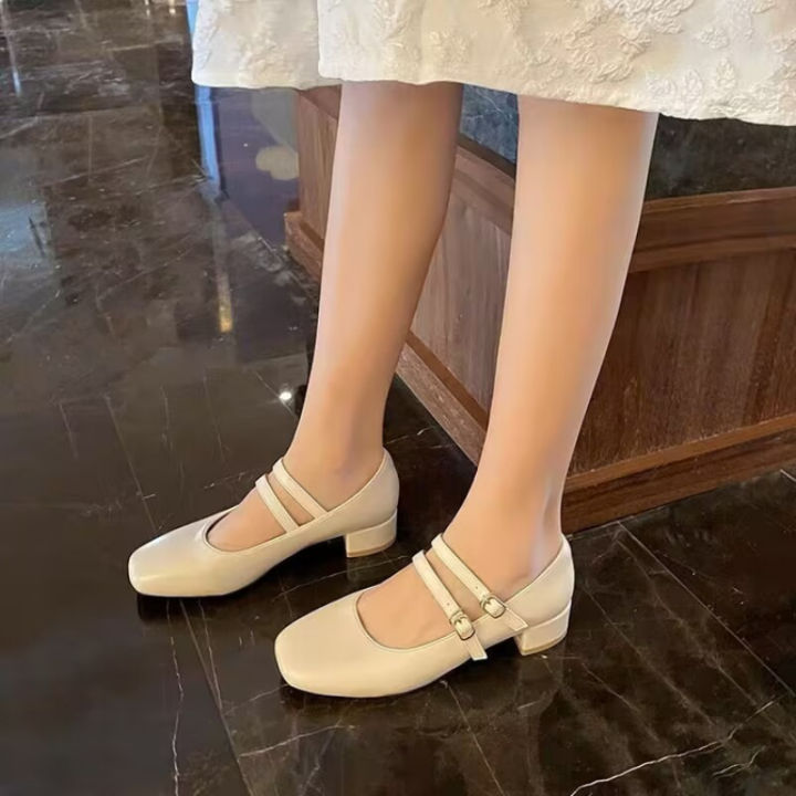 2025%20New%20Women's%20Burgundy%20Patent%20Leather%20Mary%20Jane%20Pumps%20-%20Vintage-Inspired%20Double%20Gold%20Buckle%20Low%20Block%20Heel%20Dress%20Shoes%20-%20Image%202