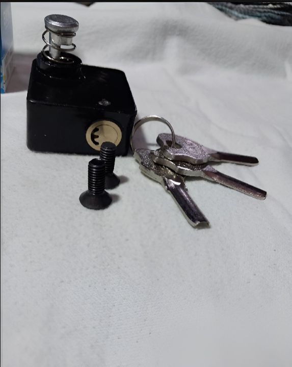 bike%20push%20lock%20(with%20L%20key)%20for%20bike%20safety%20-%20Image%205