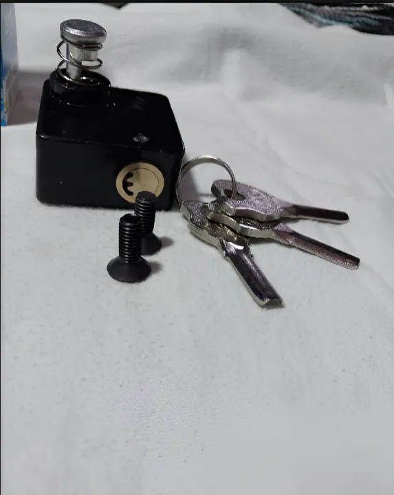 bike%20push%20lock%20(with%20L%20key)%20for%20bike%20safety%20-%20Image%205