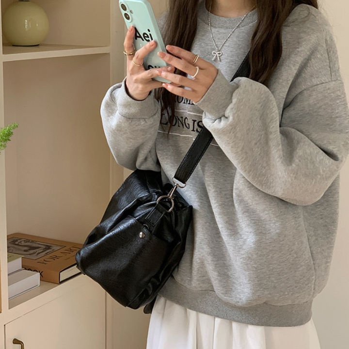 American%20Vintage%20Oil%20Wax%20Leather%20Large%20Capacity%20Tote%20Bag%20Lady%20Luxury%20Black%20Versatile%20Shoulder%20Bags%20Female%20Commute%20Crossbody%20Bag%20-%20Image%203