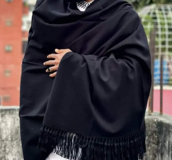 New%20collection%20stylish%20black%20colour%20winter%20shawl%20for%20-%20Image%205