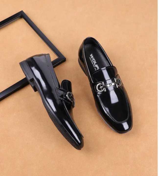 Pumpi%20shoes%20have%20been%20prepared%20for%20boys%20and%20men%20which%20are%20very%20soft,%20comfortable,%20precious%20and%20good%20looking..%20-%20Image%205