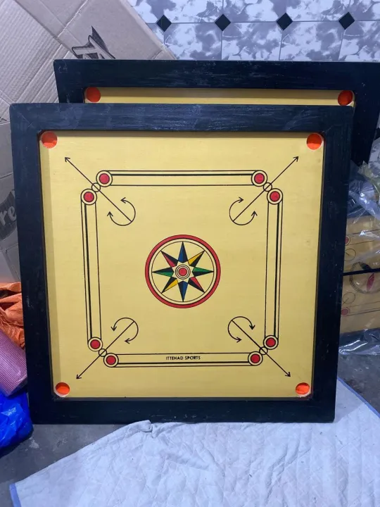 36%20inch%20Wooden%20Carrom%20Board%20Game%20With%20Striker%20and%20Coins%20Set%2036%20Inches%20Large%20-%20Image%202