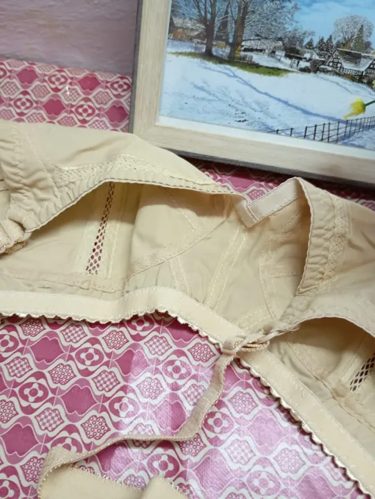New%20Design%20Best%20Quality%20Cotton%20Bra%20for%20Girls%20and%20Ladies%20-%20Image%204