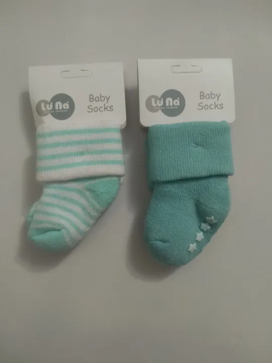 Pack%20of%202%20socks%20for%20newborn%20baby%20-%20Image%207