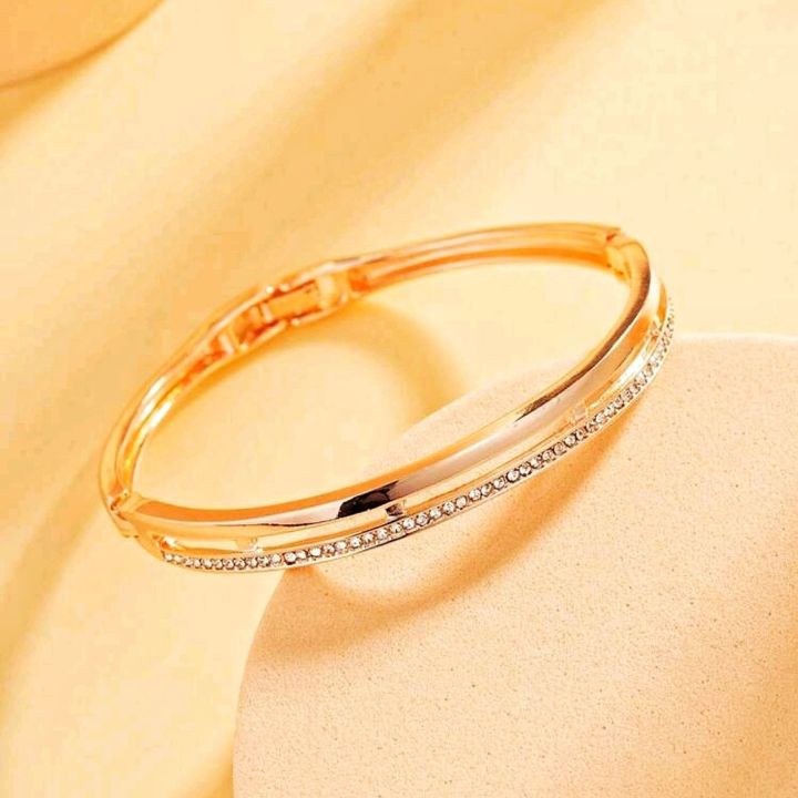 Rose Gold Stainless Steel Plain & Diamond Bangle Bracelet Suitable For Women's Everyday Wear, Cubic Zironia Simulate Diamond Stackable Oval Hinged Bangle Bracelet