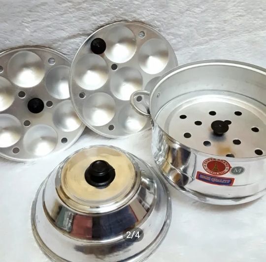 Aluminium%20Idli%20Make%20Idly%20Steamer%20Cooker%20With%202%20Idly%20Plates%20(14%20Idly%20)%20-%20Image%202
