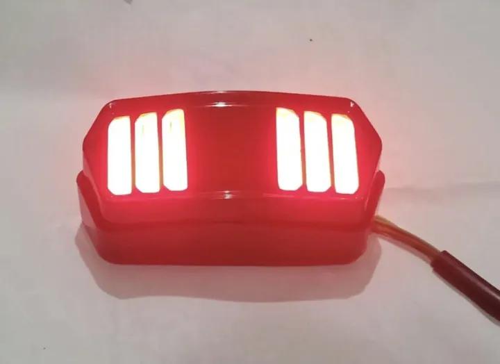 Universal%20bike%20back%20light%20with%20indicator%20option%20-%20Image%205