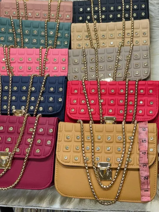 %F0%9F%8E%80%20New%20Collection%20Crossbody%20Bags%20%0A%20Used:%20party%20&%20Daily%20use%20%0A%E2%9C%A8%20Premium%20Quality%0A%E2%9C%A8%20Front%20Lock%20%0A%E2%9C%A8%20Long%20Chain%20%E2%9B%93%EF%B8%8F%20%0A%E2%9C%A8%20inside%20Zip%20Pocket%20%0A%E2%9C%A8%20Good%20Space%20%0A%E2%9C%A8%20Colors%20:%2010%20%0A%E2%9C%A8%20Very%20Demanding%20Bag%20-%20Image%203