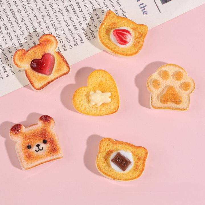 12-Pack%20Toast%20Bread%20Food%20Series%20Resin%20Shoe%20Charms%20-%20Miniature%20Food%20Decor%20for%20Sandals,%20Beach%20Bags%20&%20DIY%20Crafts%20-%20Image%207