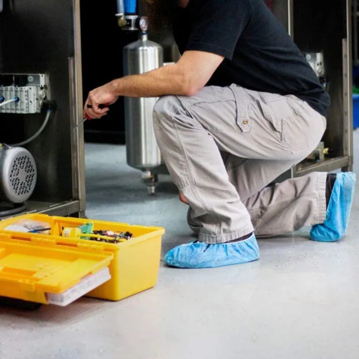 Disposable%20Boot%20&%20Shoe%20Covers%2020%20Pcs%20Pack%20(10%20Pairs)%20Non-Slip,%20Durable,%20Indoor%20Protect%20Your%20Home,%20Floors%20and%20Shoes%20Blue/%20Disposable%20Surgical%20Shoes%20Cove-%20Shoe%20Care%20-%20Image%204