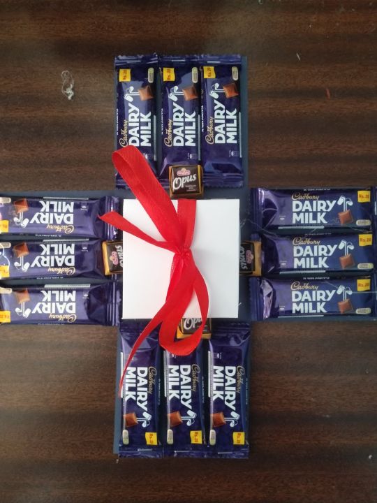 chocolate%20gift%20box%202%20layers%20with%208%20Giggle%20opus%20chocolate%20and%2012%20Cadbury%20dairy%20milk%20chocolates%20and%20ribbon%20-%20Image%206