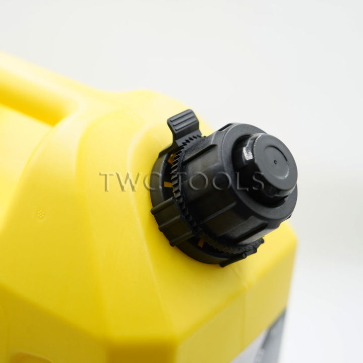 Seaflo%20Fuel%20Tank,%20Diesel%20Fuel,%20Spare%20Gallon,%2010%20Liter%20Gallon%20of%20Fuel,%20Spare%20Fuel%20Gallon.%20-%20Image%204