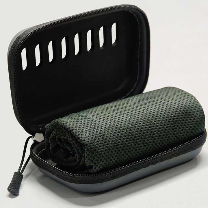 Camping%20Cooling%20Towels%20with%20EVA%20Case,%20Compact%20&%20Portable%20Travel%20Ice%20Towel%20Quick%20Dry%20Towels%20for%20Sports%20Gym,%20Hiking%20and%20Yoga%20-%20Image%203