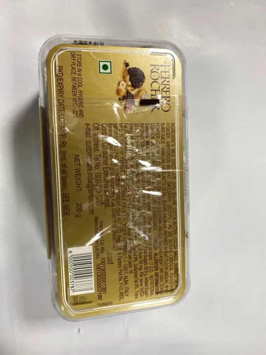 Ferrero%20Rocher%20Hazelnut%20Milk%20Chocolates%20200m%20-%20Image%203