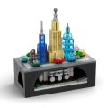 MOC Building Blocks Hand-Cranked Train Track Building Blocks Model Train Building Blocks Assembled Boys and Girls Toys Ornaments. 