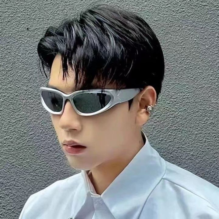 %20Popular%20Women's%20Sunglasses%20Punk%20Sunglasses%20Unique%20Oval%20Sun%20Glasses%20Men%20Goggle%20Shades%20Mirror%20Colorful%20Y2K%20Eyewear%20-%20Image%204