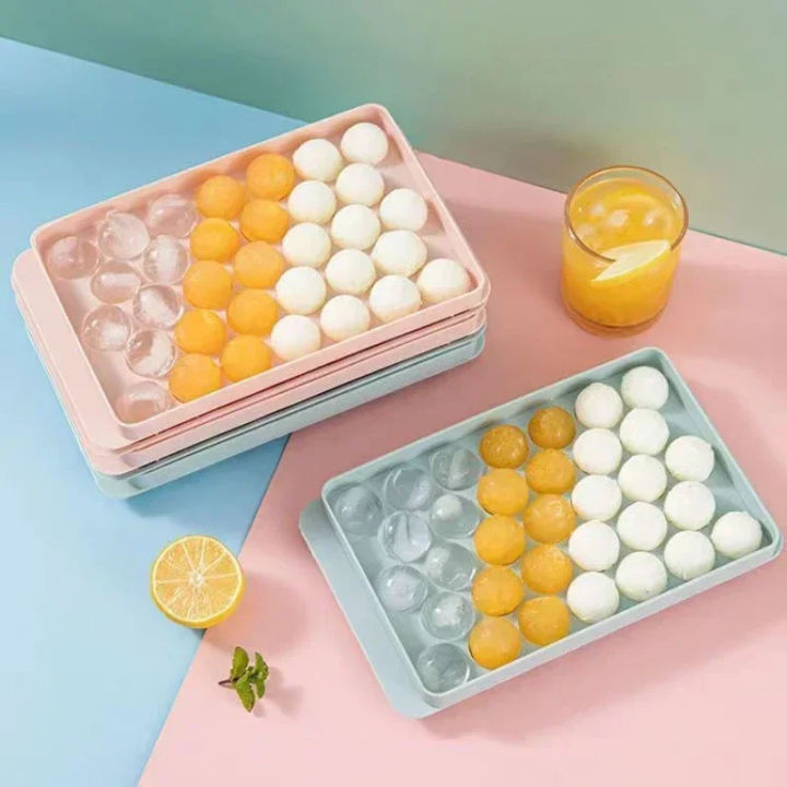 2Pcs%203D%20Round%20Ice%20Cube%20Tray%20with%20Lid%20Food%20Grade%20Plastic%20Spherical%20Ice%20Mold%20DIY%20Ice%20Ball%20Maker%20(Multicolor)%20-%20Image%203