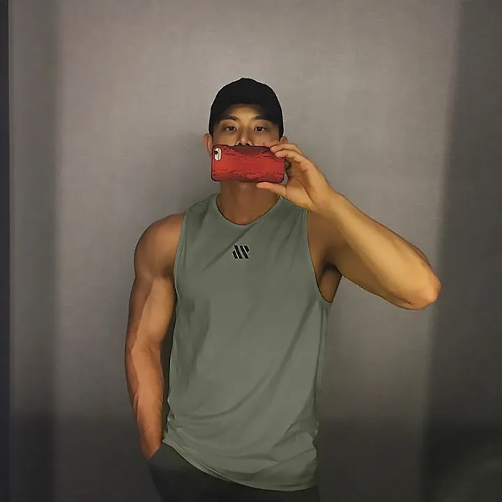 Men's%20Summer%20New%20Fitness%20Tank%20Top%20Gym%20Workout%20Sleeveless%20Shirt%20Running%20Apparel%20Stringer%20Single%20Shirt%20Summer%20Casual%20Vest%20-%20Image%204