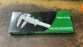 Vernier calliper stainless steel range 0-150mm, zero error rate. 