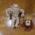 Set of 2 Aliens ( 1 EYE POPPING EYE GUY EVIL SPACE ALIEN , 1 DISNEY MOANA KAKAMORA  ACTION FIGURE. 
