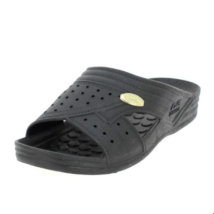 Men’s black open-toe rubber slipper, style slide. | Daraz.lk