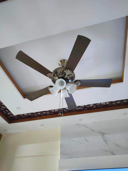 Usha%20Fontana%20Maple%201250mm/50%E2%80%9D%20Ceiling%20Fan%20(Antique%20Brass)%20-%20Image%206