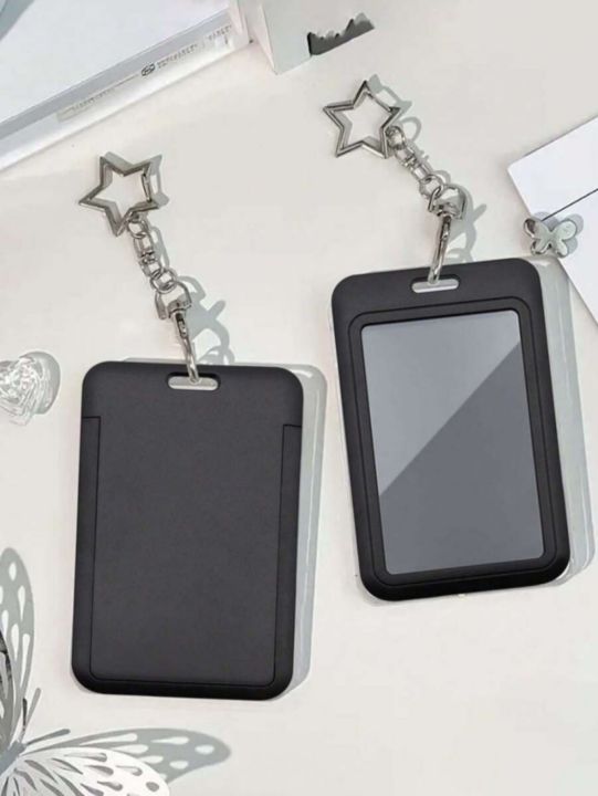 This card holder, with a star-shaped pendant, can be used as a bag charm or keychain. It can store ID cards, celebrity cards,