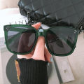Korean-style men and women big square sunglasses. 