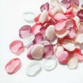 100pcs Silk Artificial Flower Rose Petals For Wedding Girl Aisle Scatter Dinner Table Confetti Centerpieses Bridal Shower Decor.