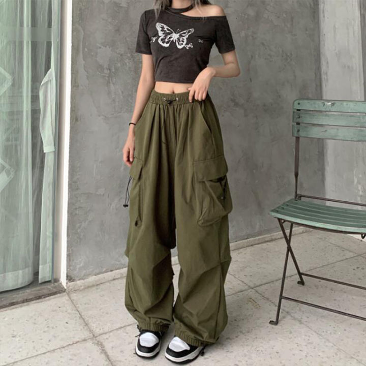2024%20Women%20Casual%20Joggers%20Tech%20Pants%20Solid%20Low%20Waist%20Pants%20Drawstring%20Wide%20Leg%20Baggy%20Trousers%20Y2k%20Streetwear%20Oversize%20Sweatpants%20-%20Image%204